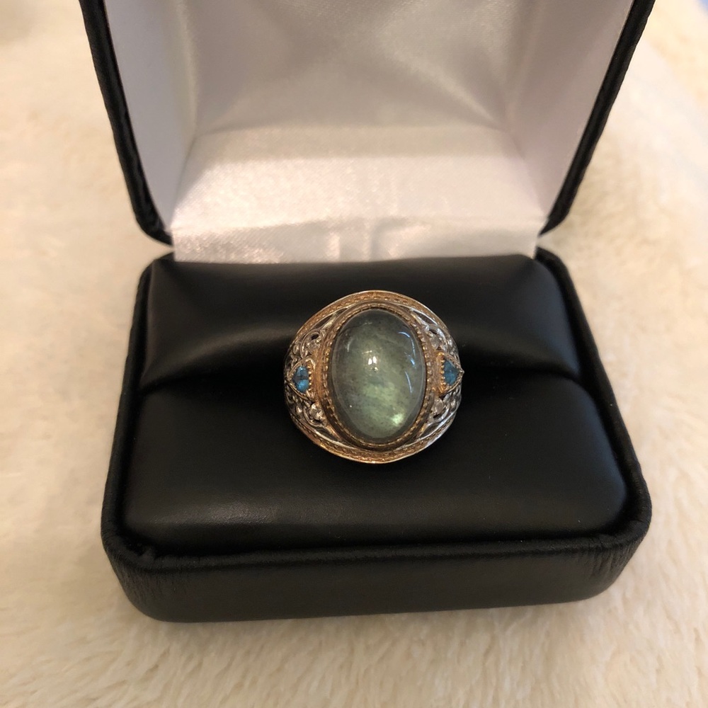 Authentic stones. Ring.